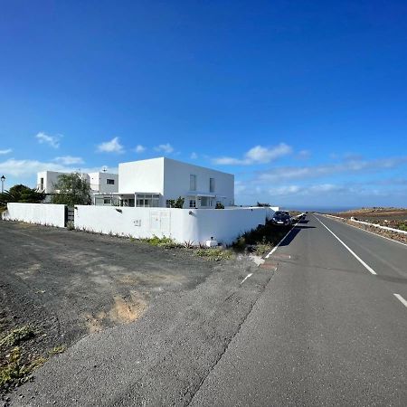 Azur Arts Lanzarote Lofts Apartman Tinajo Kültér fotó