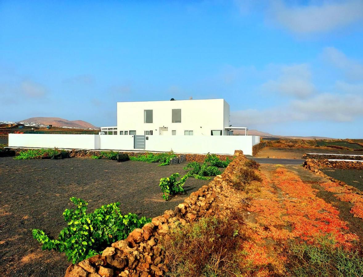 Azur Arts Lanzarote Lofts Apartman Tinajo Kültér fotó