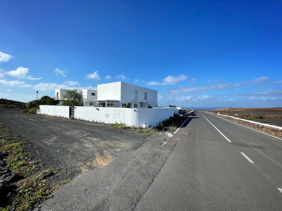 Azur Arts Lanzarote Lofts Apartman Tinajo Kültér fotó